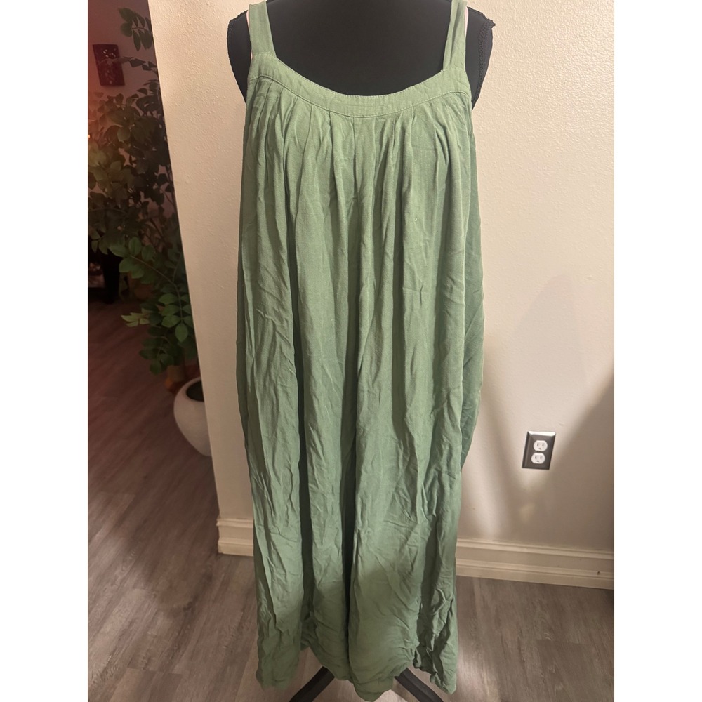 Hunter & Brown Sage Green Pleated Scoop Neck Sleeveless Wide Leg Jumpsuit Large